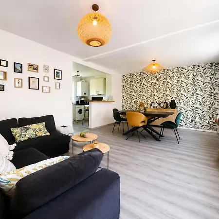 公寓 2-bedroom Apartment, 2 Bathrooms, Wifi & Garage 阿朗松